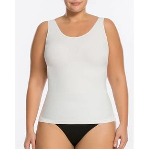 Sz 2X SPANX Smoothing Tank - Powder White